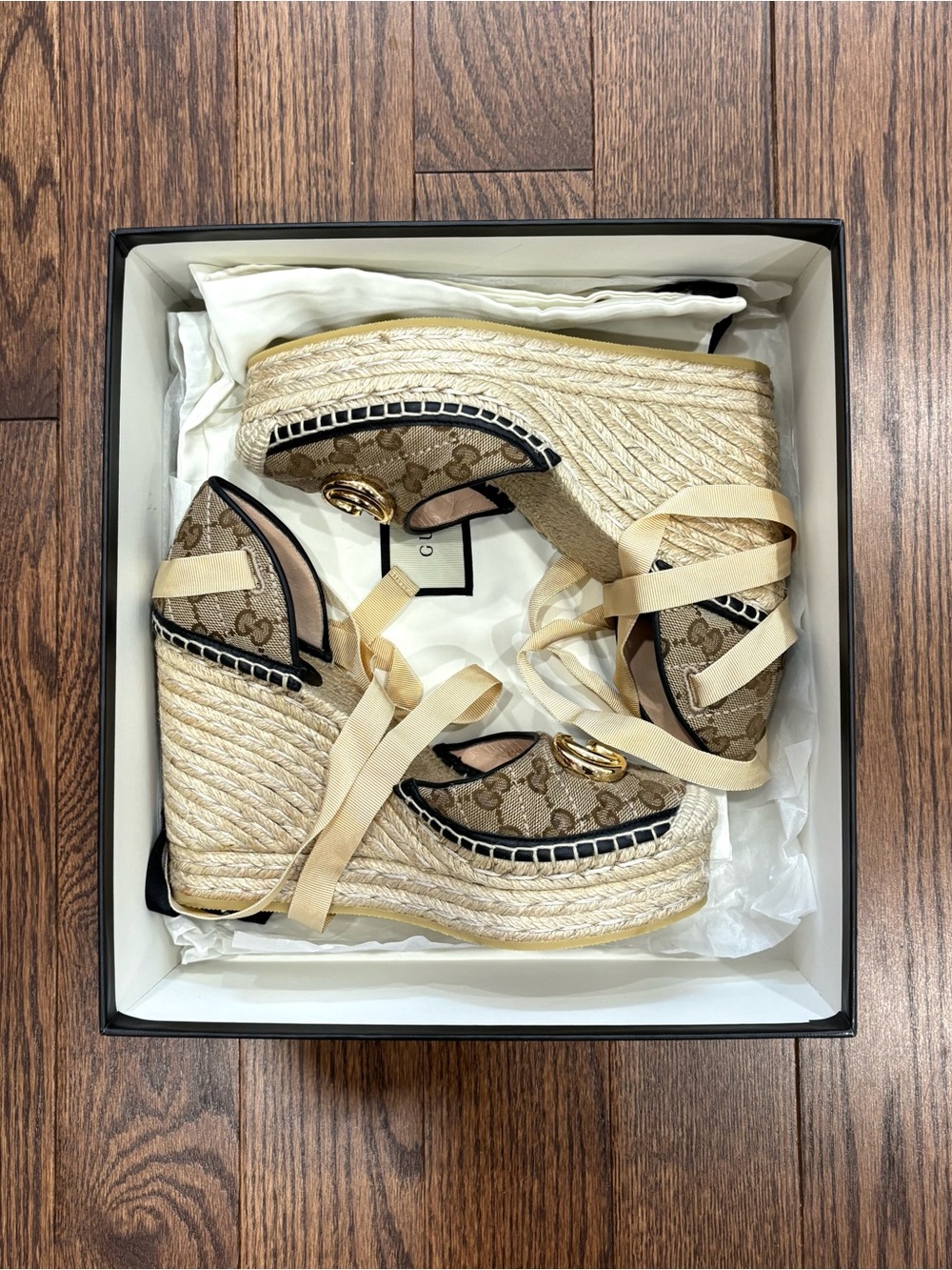 Authentic Gucci wedges - Picture 3 of 10